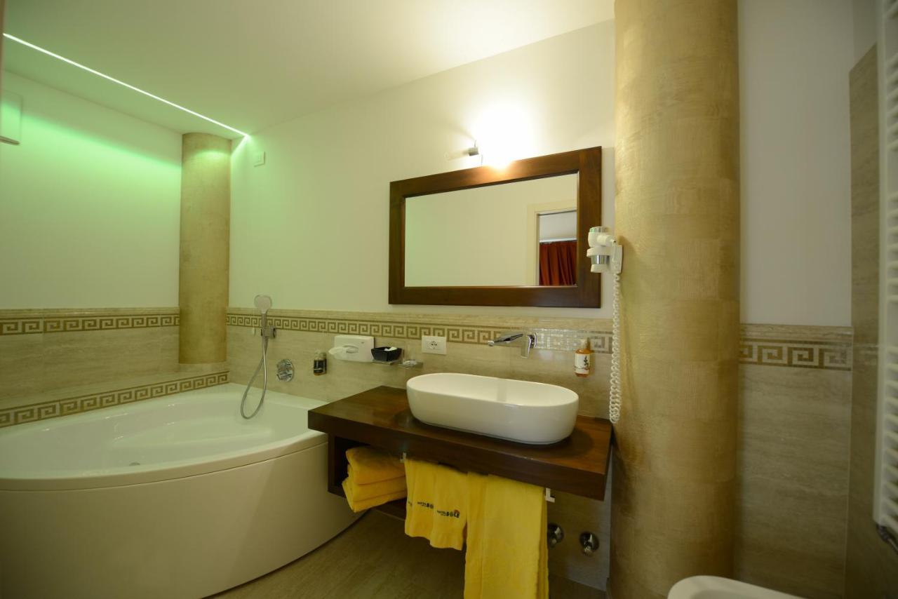 Hotel Sole Passo del Tonale Εξωτερικό φωτογραφία